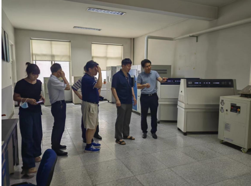 清華大學(xué)、北化工大學(xué)專家蒞臨天罡興泰孵化基地交流考察